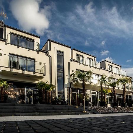 Poludnik Park Boutique Hotel Conference&Spa Stargard Szczecinski Ngoại thất bức ảnh