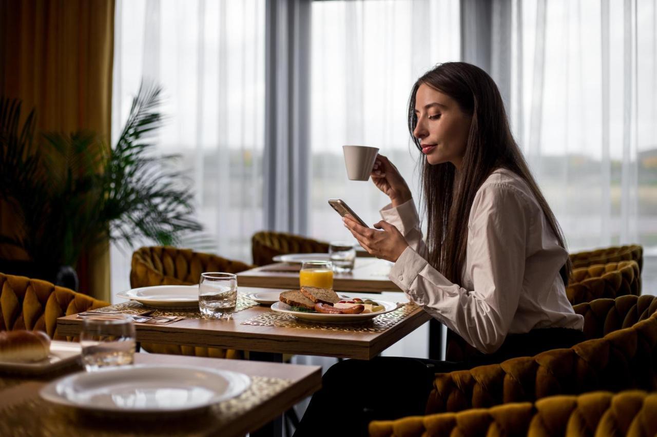 Poludnik Park Boutique Hotel Conference&Spa Stargard Szczecinski Ngoại thất bức ảnh
