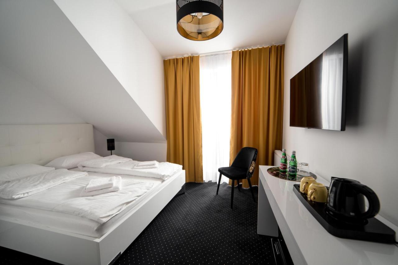 Poludnik Park Boutique Hotel Conference&Spa Stargard Szczecinski Ngoại thất bức ảnh